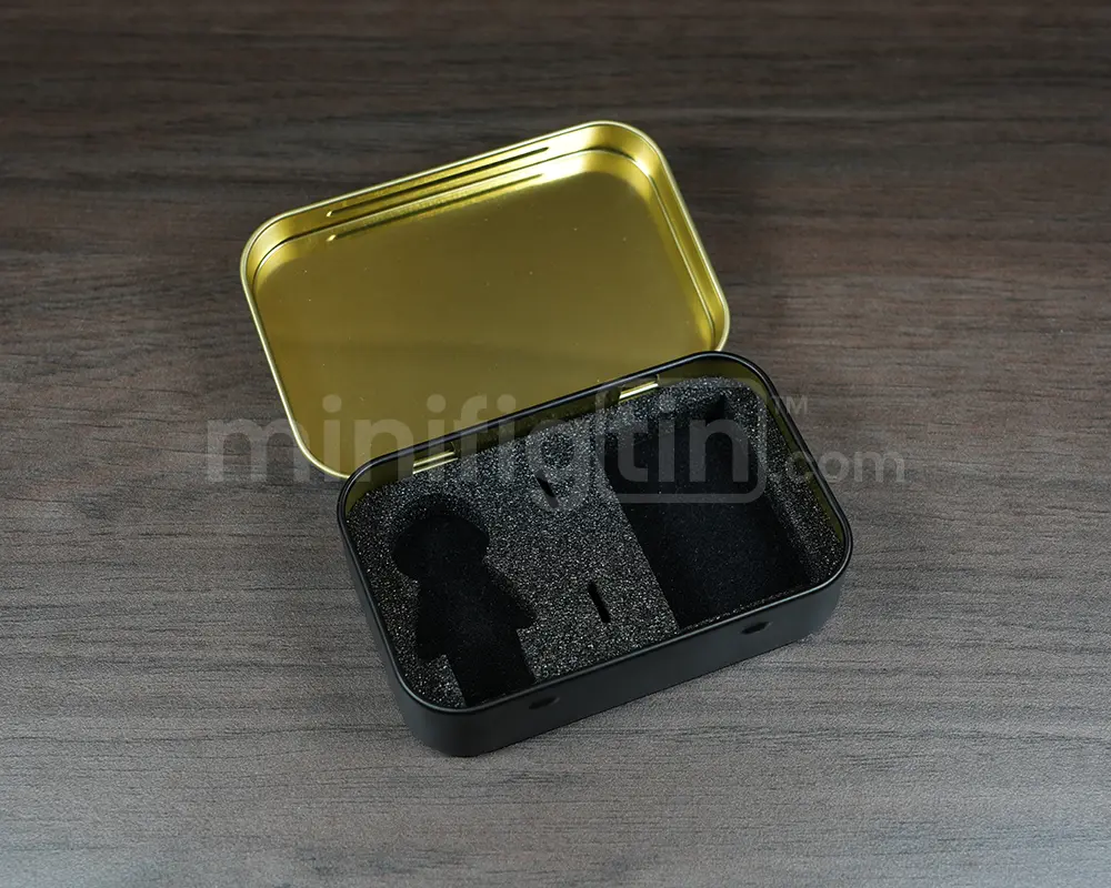 MinifigTin™ One Knight with shields + Accessory Case with Foam Insert - Image 6