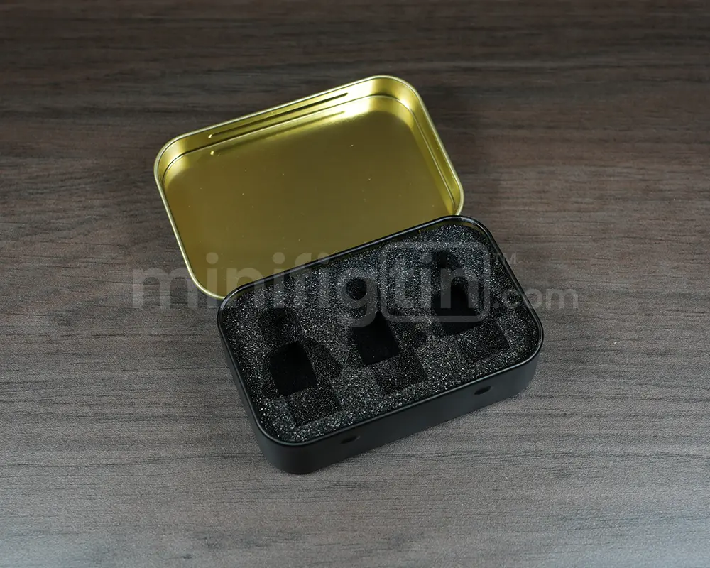 MinifigTin™ Three Classic Space Minifig Case with Foam Insert - Image 6